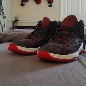 I bought them for my brother 3 years ago. He wore them for about a month